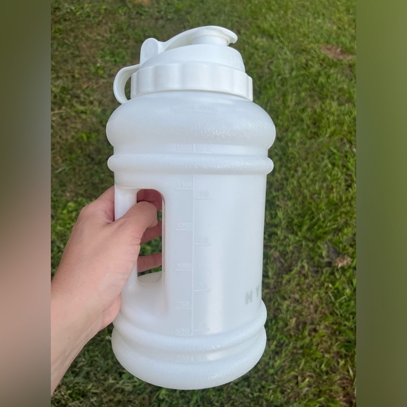 White hydro jug - Picture 3 of 3